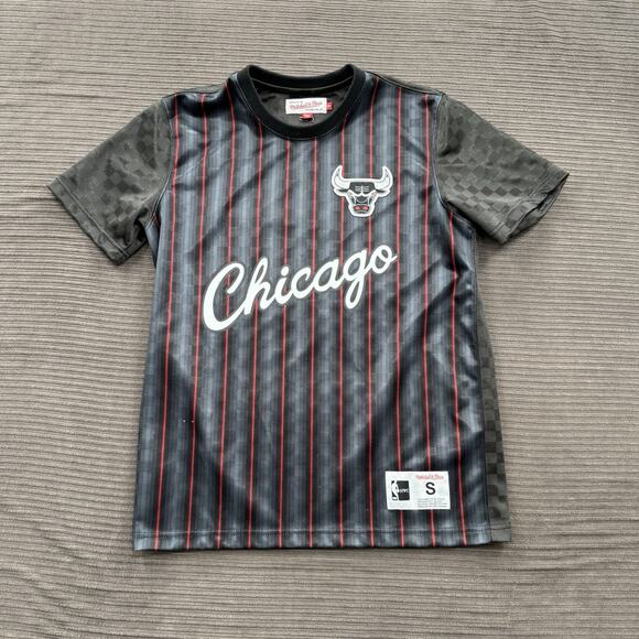 Mitchell & Ness Chicago Bulls Top Men Small Black Polyester Sublimated. - Picture 1 of 9
